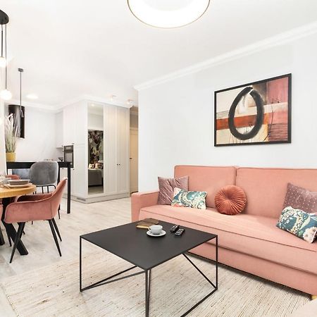 グダニスクHarmonia Oliwska Premium By Renters Prestigeアパートメント エクステリア 写真